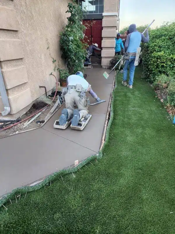 alt=" concrete installation"